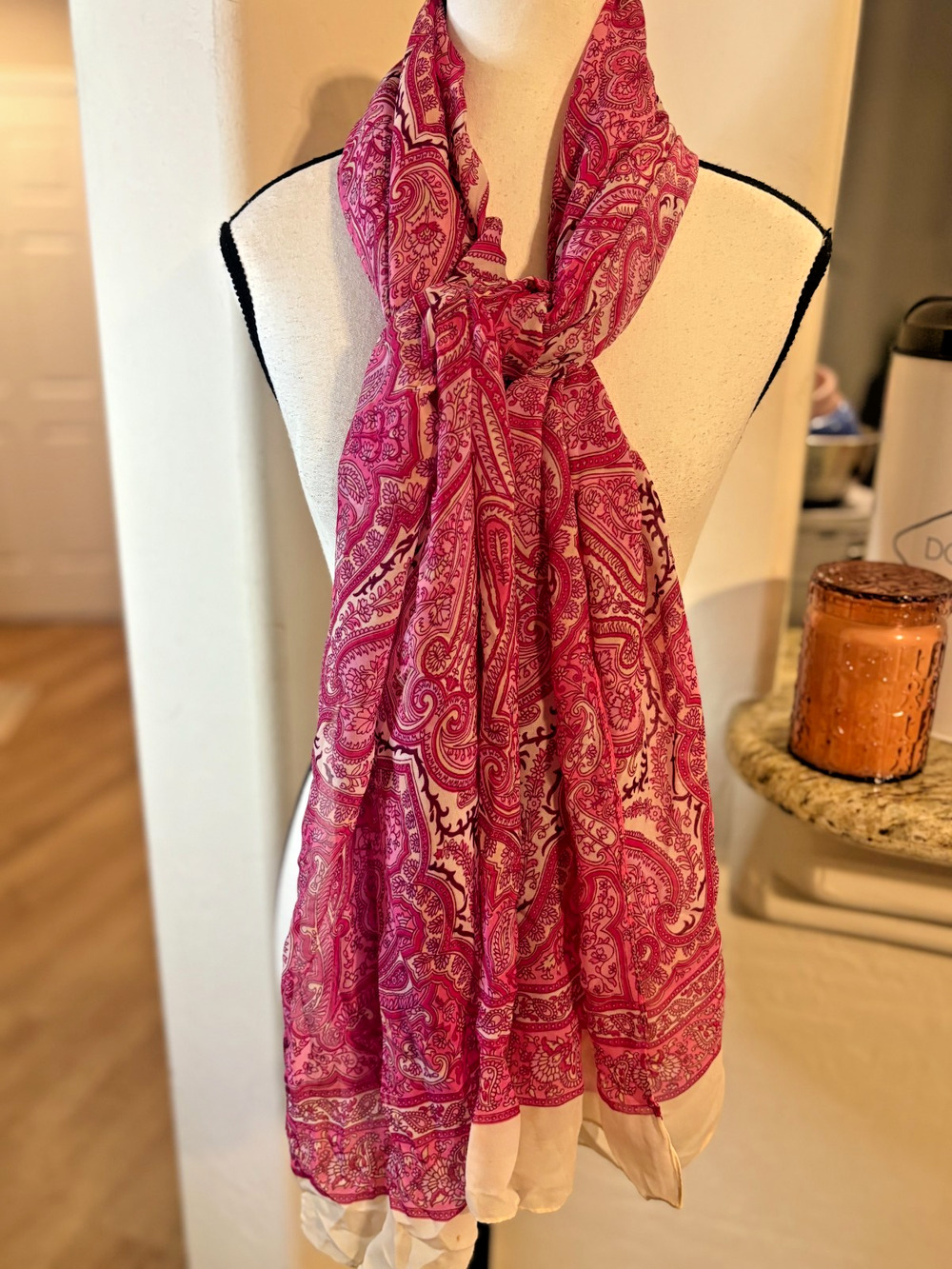 Women's pink paisley print scarf/wrap